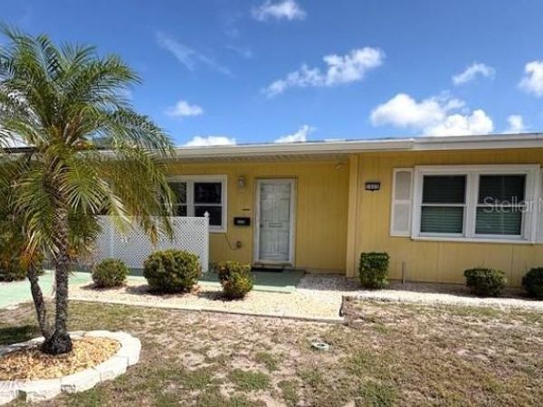 1005 RICKENBACKER DRIVE , SUN CITY CENTER, FL 33573