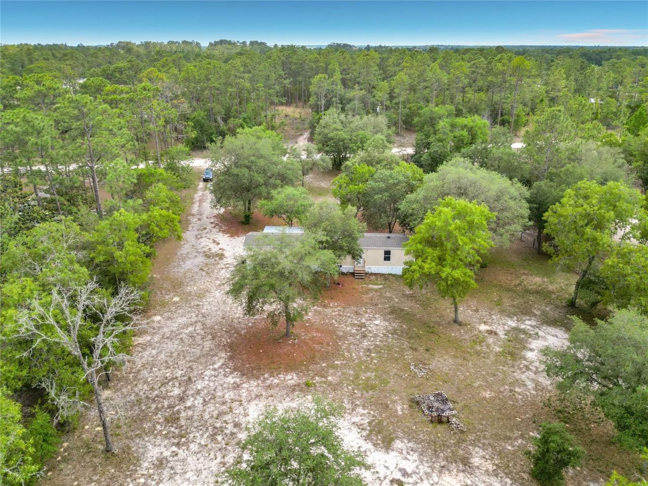 14671 SE 25th Street , Morriston, FL 32668 Photo