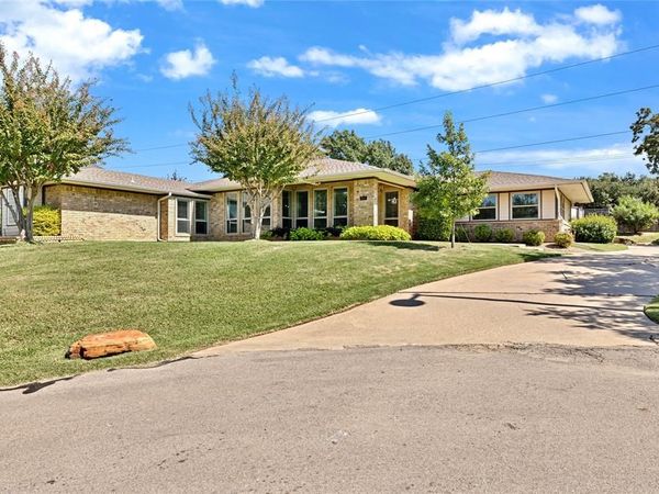 432 Moran Drive, Highland Village, TX 75077