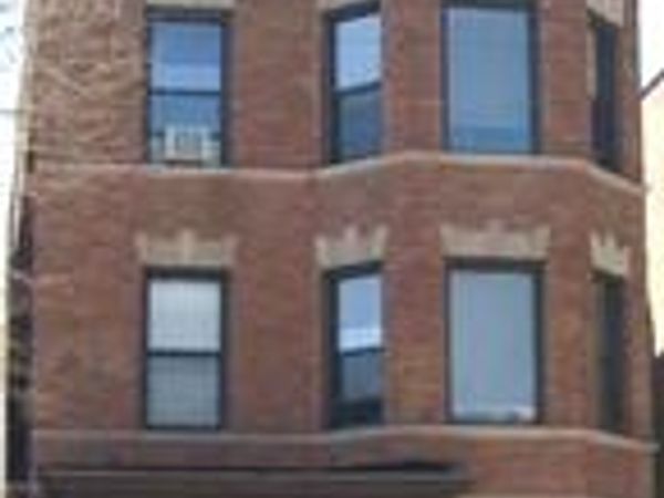 2829 W Fullerton Avenue, Unit 2R, Chicago, IL 60647