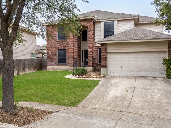 208 ROCK SPRINGS DR, New Braunfels, TX 78130