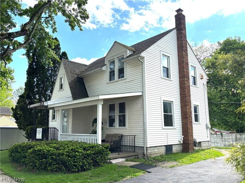 145 S Vine Street, Columbiana, OH 44408 Photo 1
