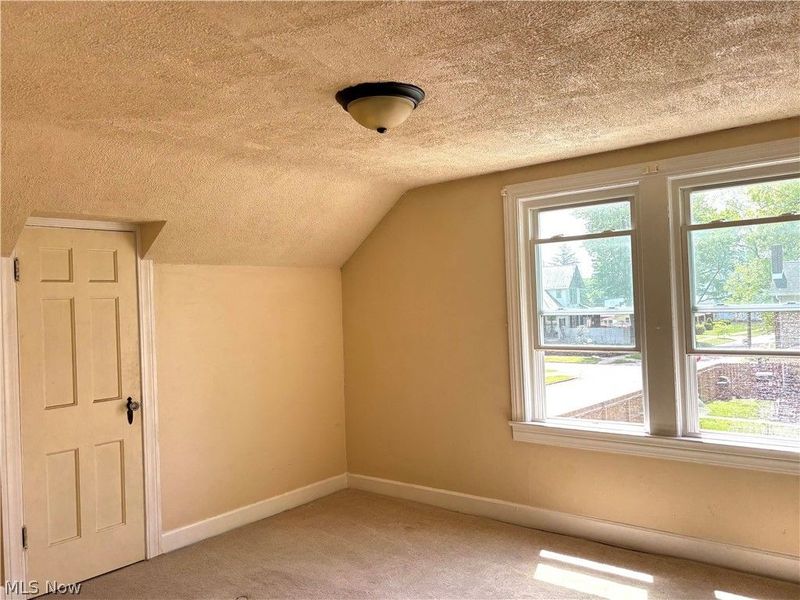 145 S Vine Street, Columbiana, OH 44408 Photo 15