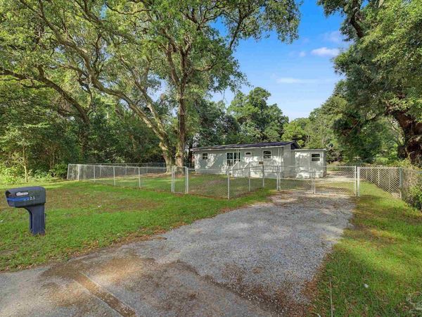 8625 Stockdale Ave, Pensacola, FL 32514