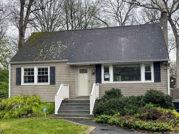 35 Mayne Ave, Byram, NJ 07874