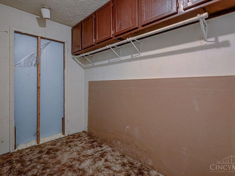 1050 Garnoa Drive, Springfield Twp., OH 45231 Photo 10