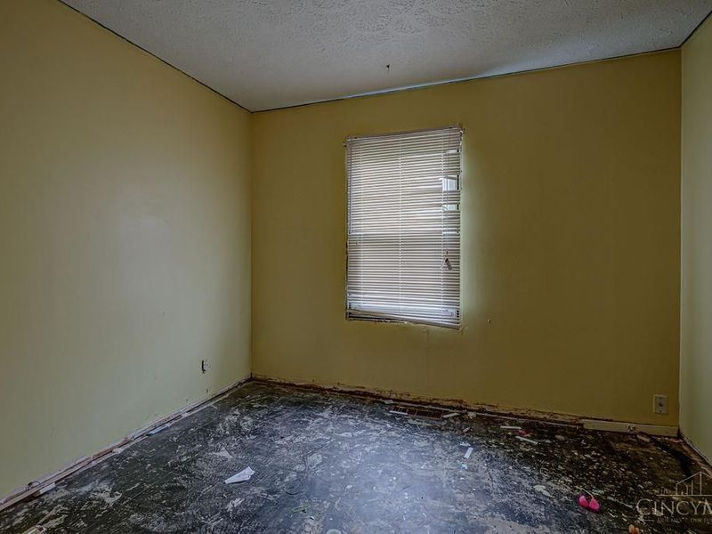 1050 Garnoa Drive, Springfield Twp., OH 45231 Photo 11