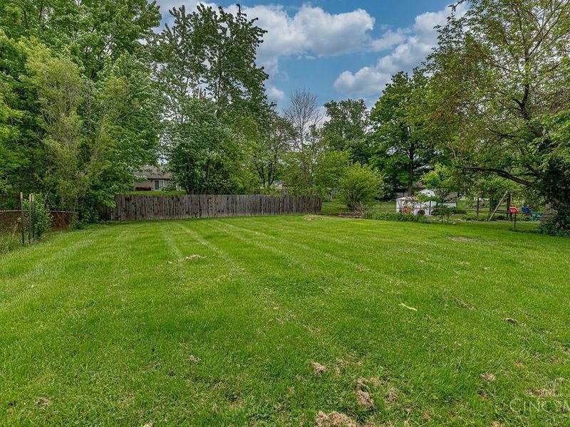 1050 Garnoa Drive, Springfield Twp., OH 45231 Photo 20