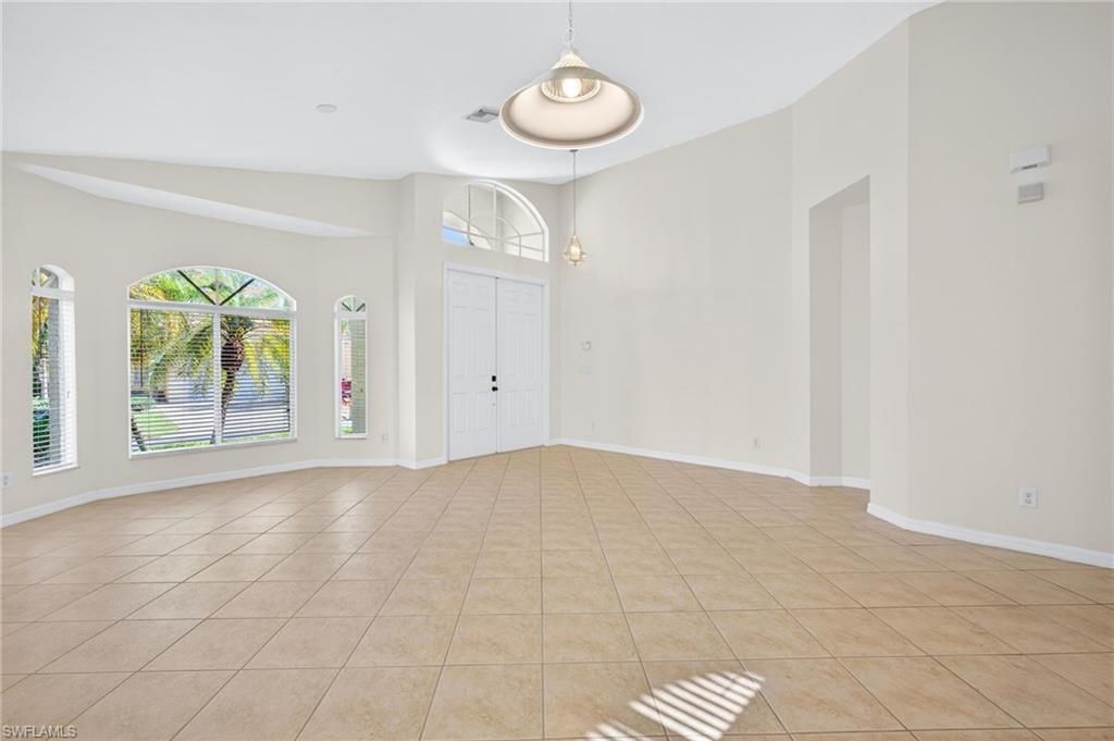 8369 Sumner Ave, Fort Myers, FL 33908 Photo