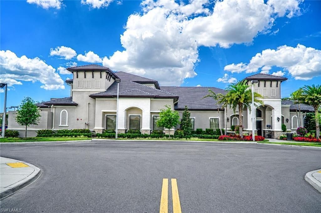 10143 Chesapeake Bay Dr, Fort Myers, FL 33913 Photo