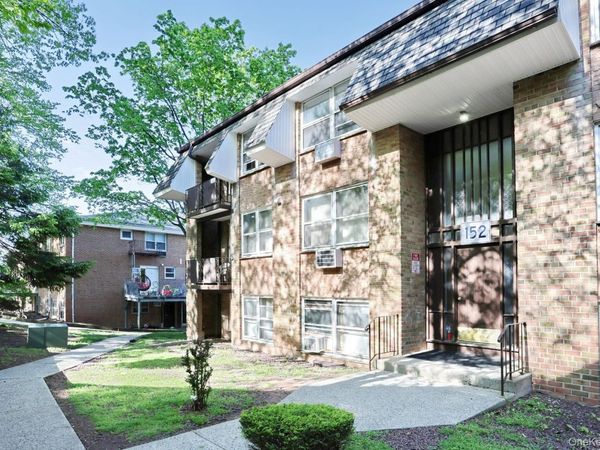 152 Kearsing Parkway , Unit E, Monsey, NY 10952