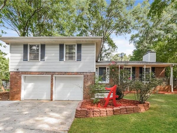 152 Hawkins Store Road NW, Kennesaw, GA 30144