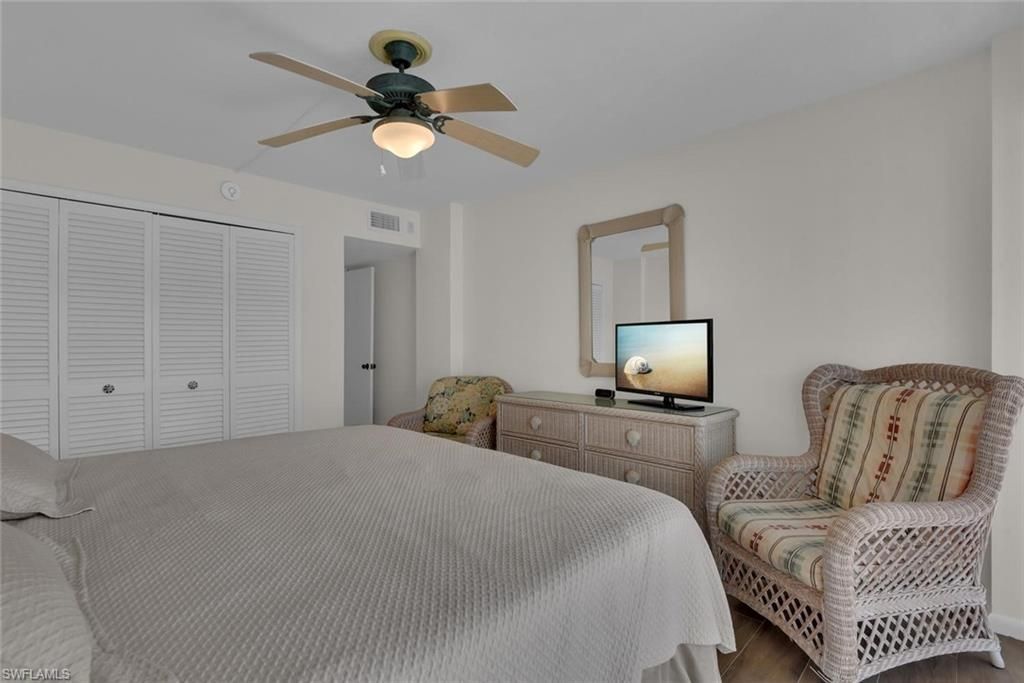 1300 Gulf Shore Blvd N, Unit 205, Naples, FL 34102 Photo