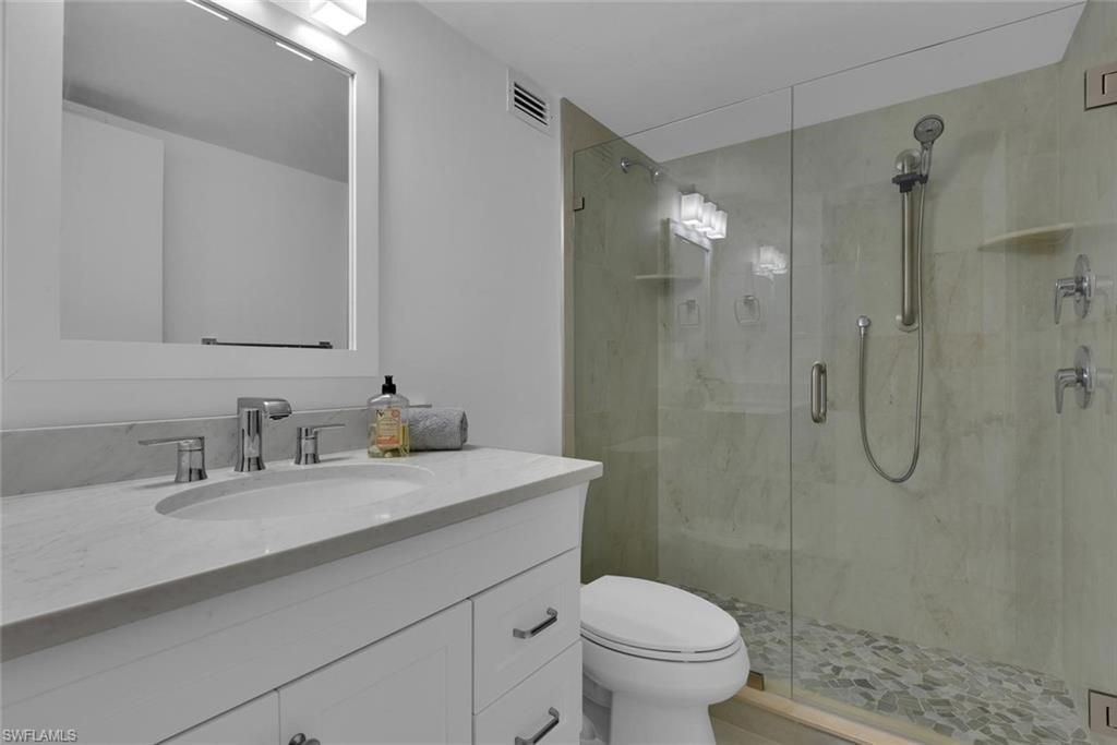1300 Gulf Shore Blvd N, Unit 205, Naples, FL 34102 Photo