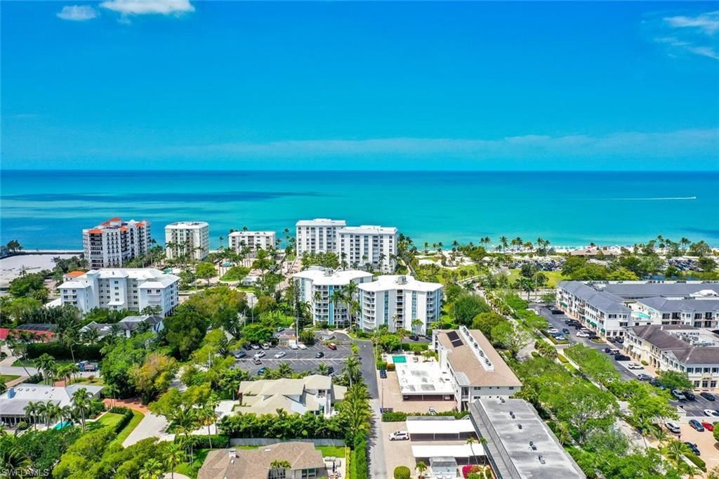 1300 Gulf Shore Blvd N, Unit 205, Naples, FL 34102 Photo