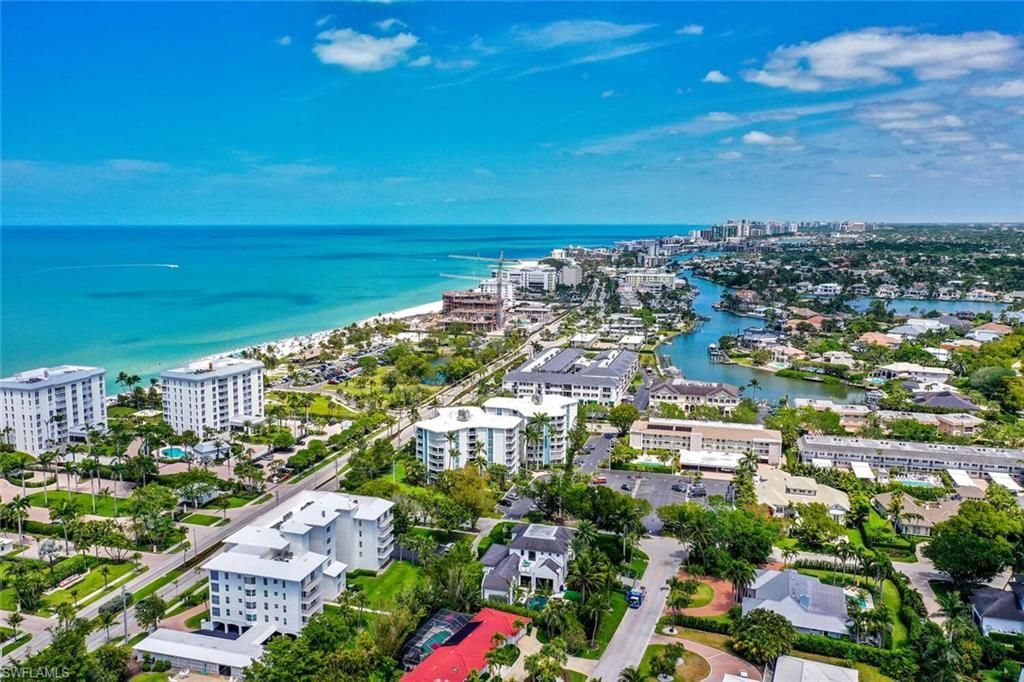 1300 Gulf Shore Blvd N, Unit 205, Naples, FL 34102 Photo