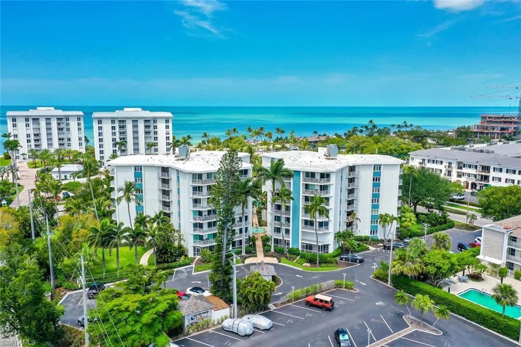 1300 Gulf Shore Blvd N, Unit 205, Naples, FL 34102 Photo