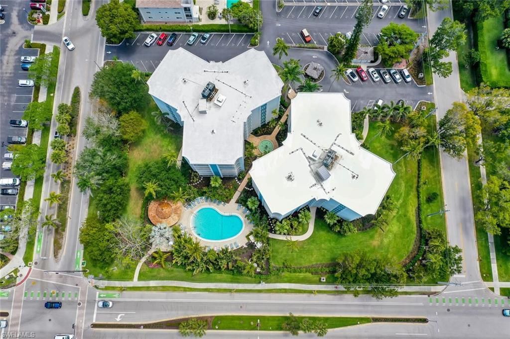 1300 Gulf Shore Blvd N, Unit 205, Naples, FL 34102 Photo