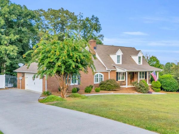 3046 Hawthorne Street, Athens, TN 37303