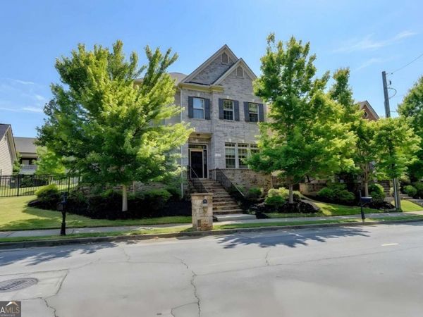 2081 Lee Road, Smyrna, GA 30080