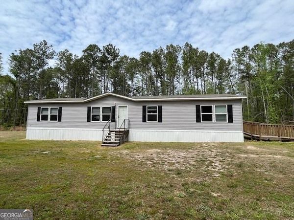 26 Ebenezer Church Road, Swainsboro, GA 30401