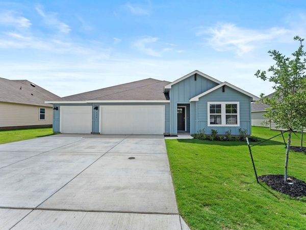 488 SONOMA ST, Fredericksburg, TX 78624