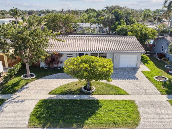 428 SE 2nd Street, Deerfield Beach, FL 33441