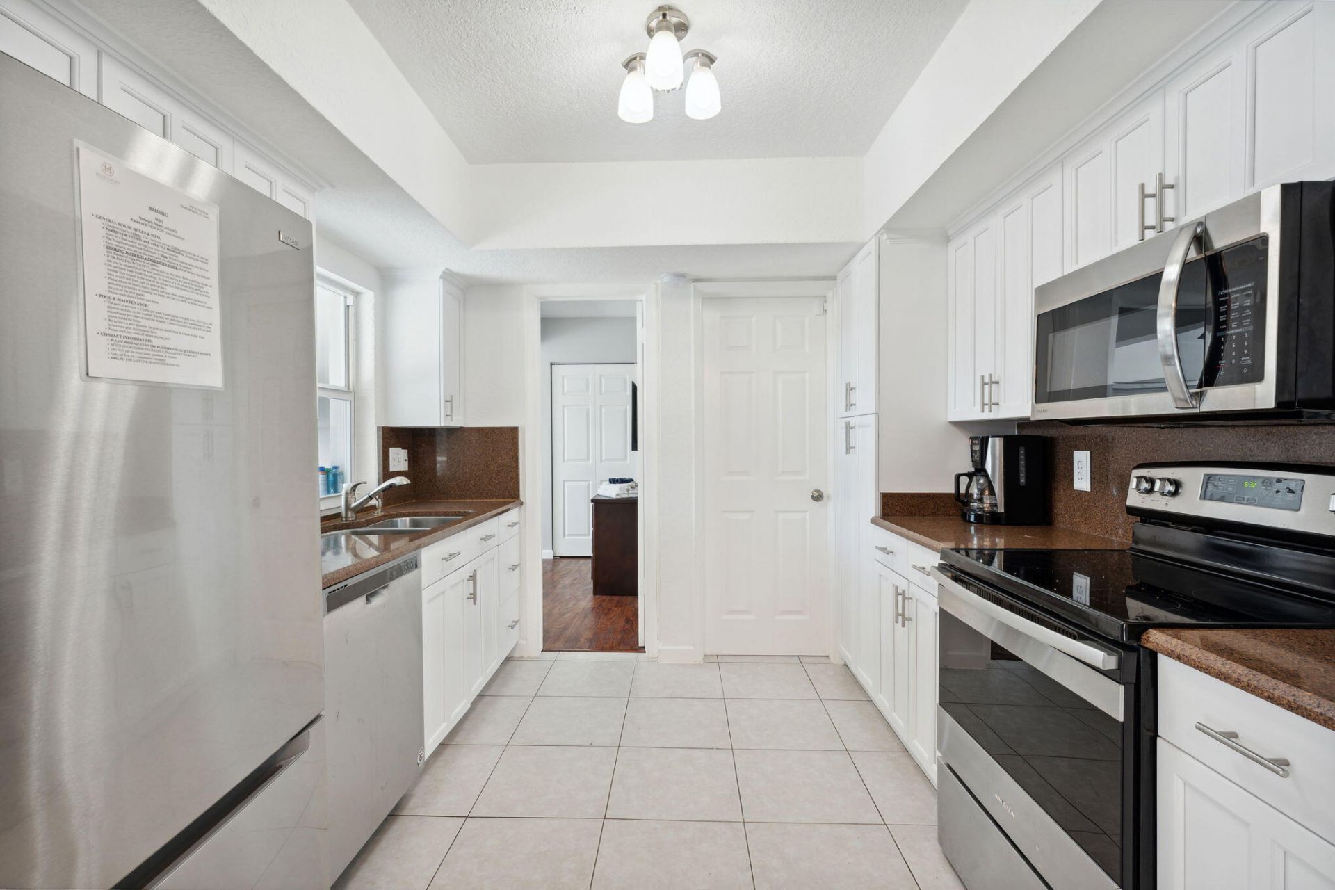428 SE 2nd Street, Deerfield Beach, FL 33441 Photo