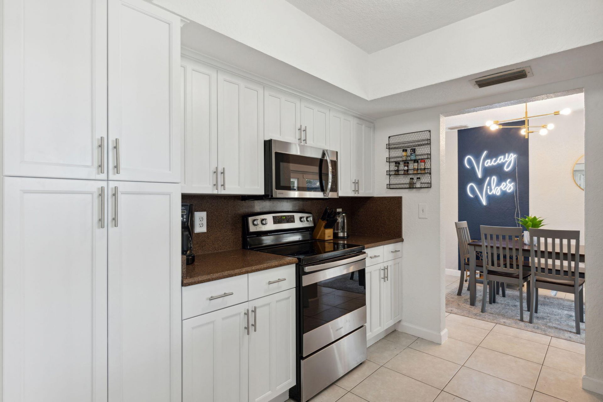 428 SE 2nd Street, Deerfield Beach, FL 33441 Photo