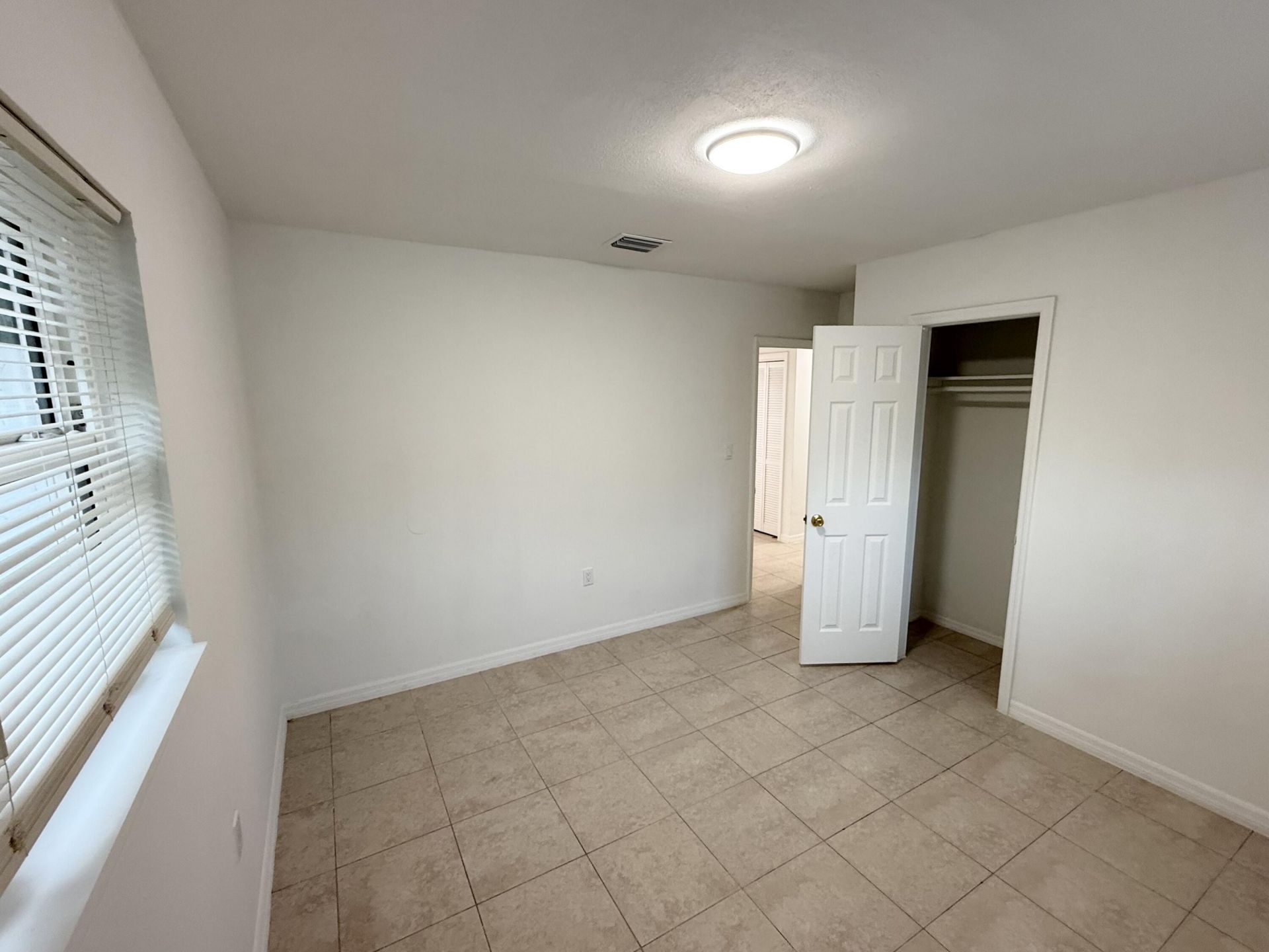 912 SE Tarpon Avenue, Stuart, FL 34994 Photo