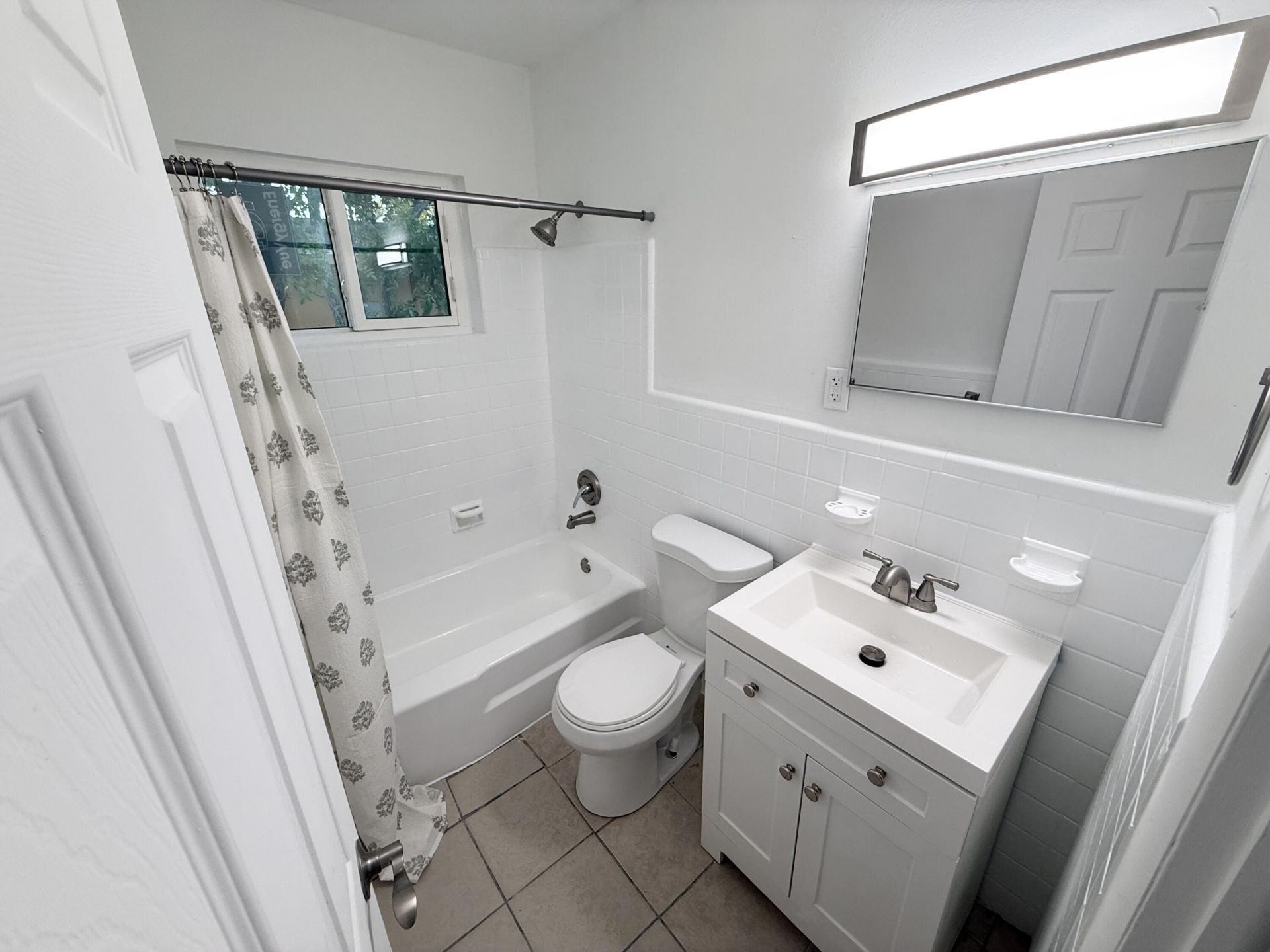 912 SE Tarpon Avenue, Stuart, FL 34994 Photo