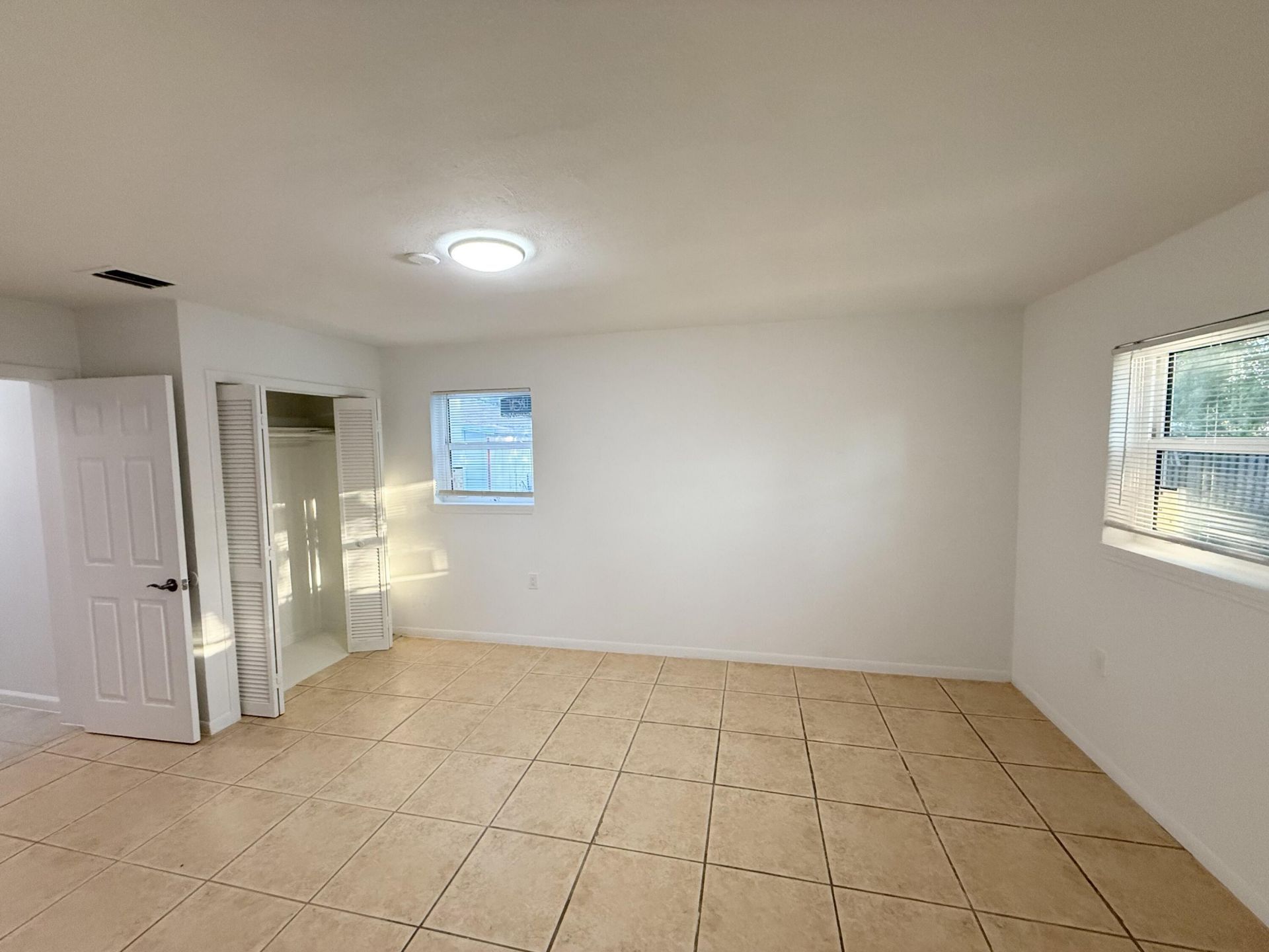 912 SE Tarpon Avenue, Stuart, FL 34994 Photo