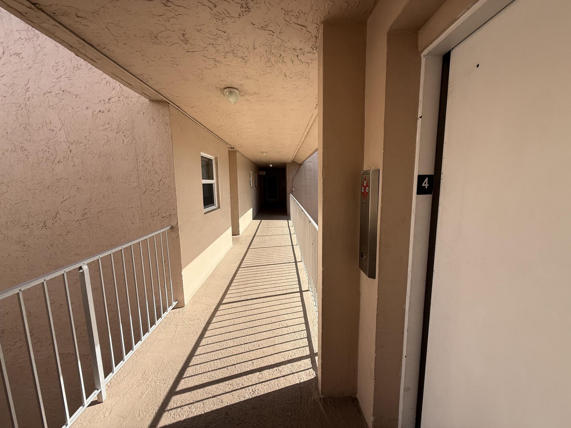 9491 Evergreen Place, Unit 405, Davie, FL 33324 Photo