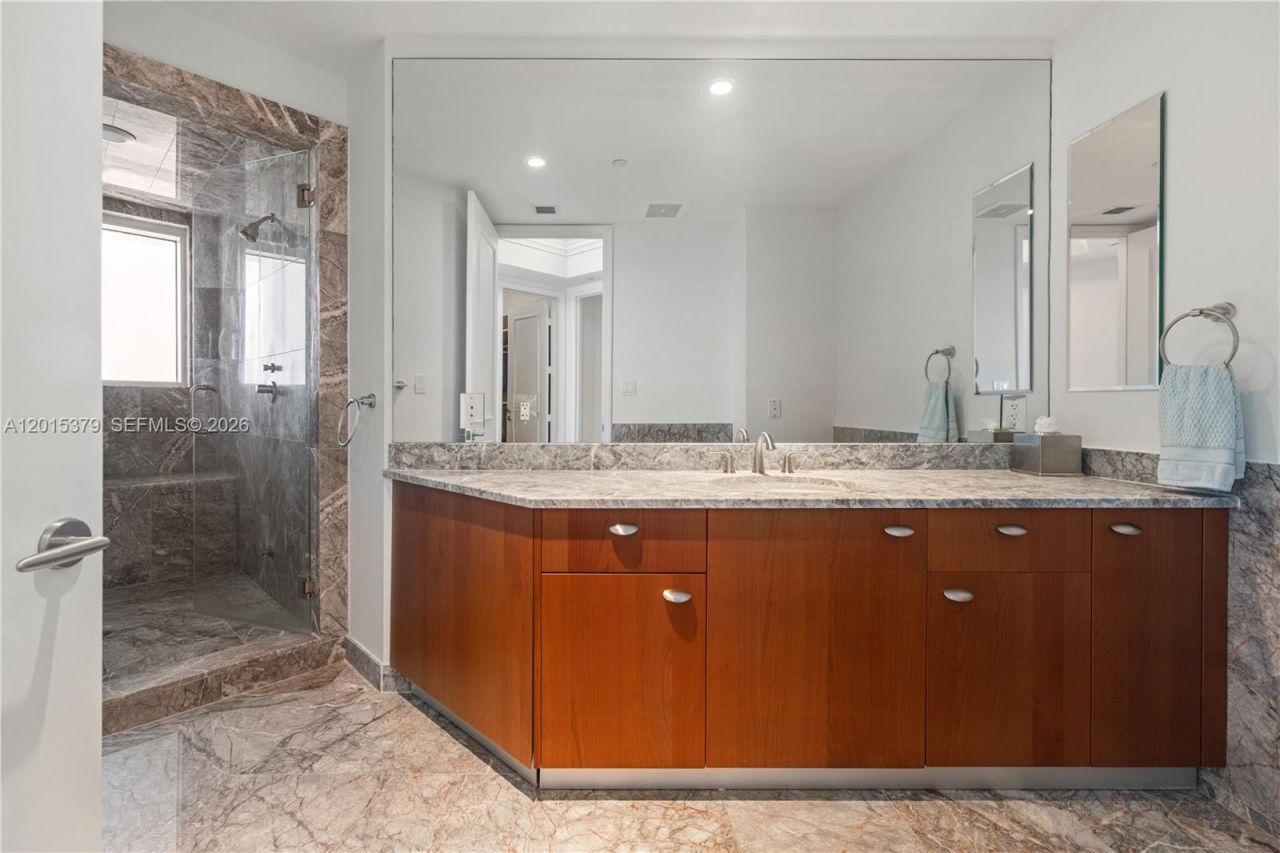 16047 Collins Ave , Unit 704, Sunny Isles Beach, FL 33160 Photo