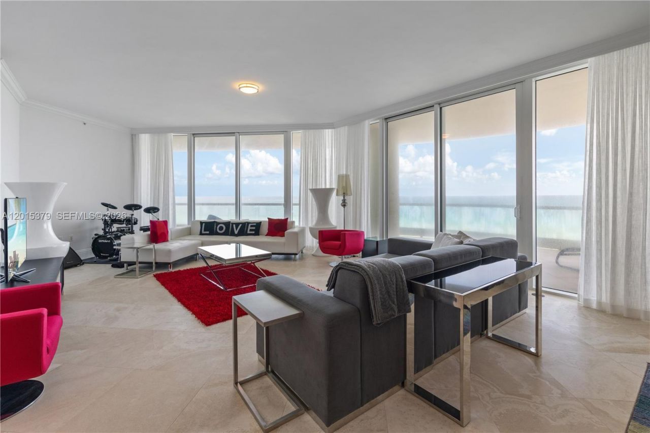 16047 Collins Ave , Unit 704, Sunny Isles Beach, FL 33160 Photo