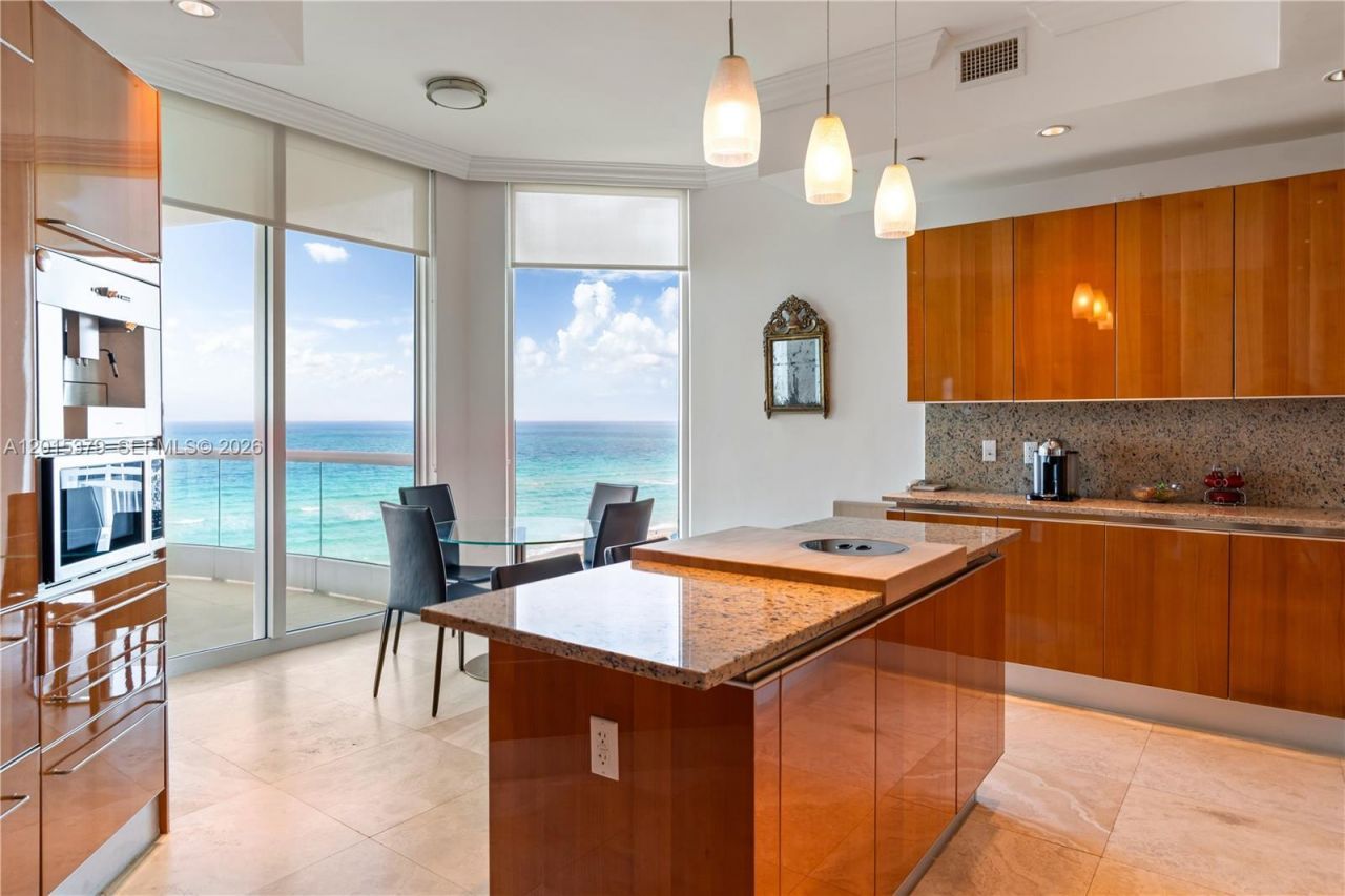 16047 Collins Ave , Unit 704, Sunny Isles Beach, FL 33160 Photo