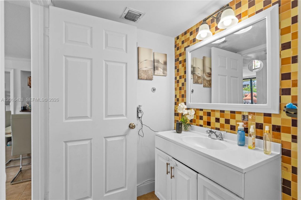 3561 SW 117th Ave , Unit 7-206, Miami, FL 33175 Photo