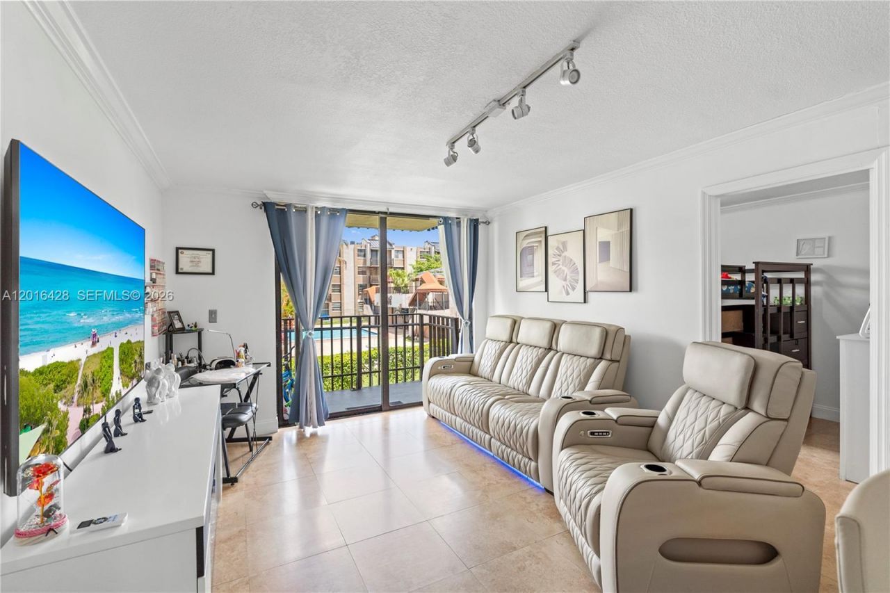 3561 SW 117th Ave , Unit 7-206, Miami, FL 33175 Photo