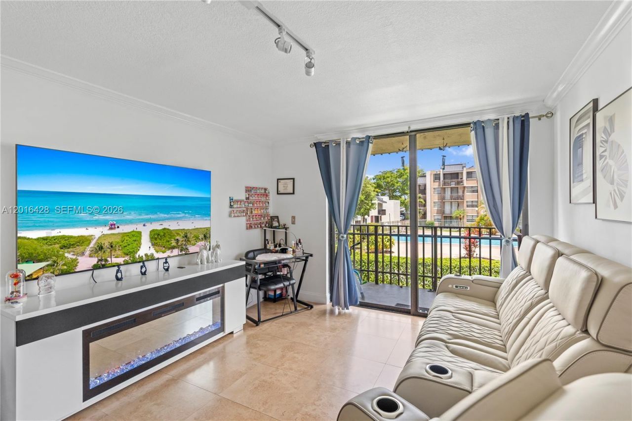 3561 SW 117th Ave , Unit 7-206, Miami, FL 33175 Photo