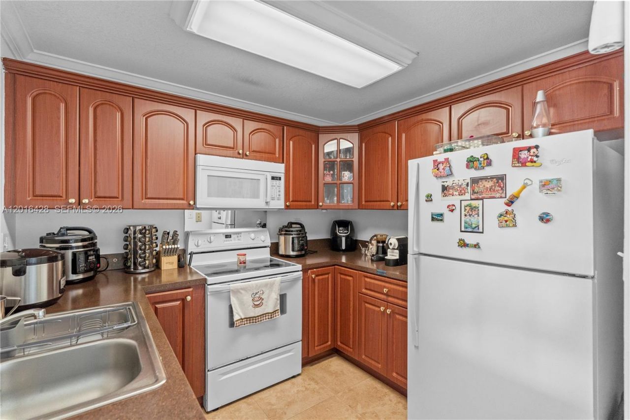 3561 SW 117th Ave , Unit 7-206, Miami, FL 33175 Photo