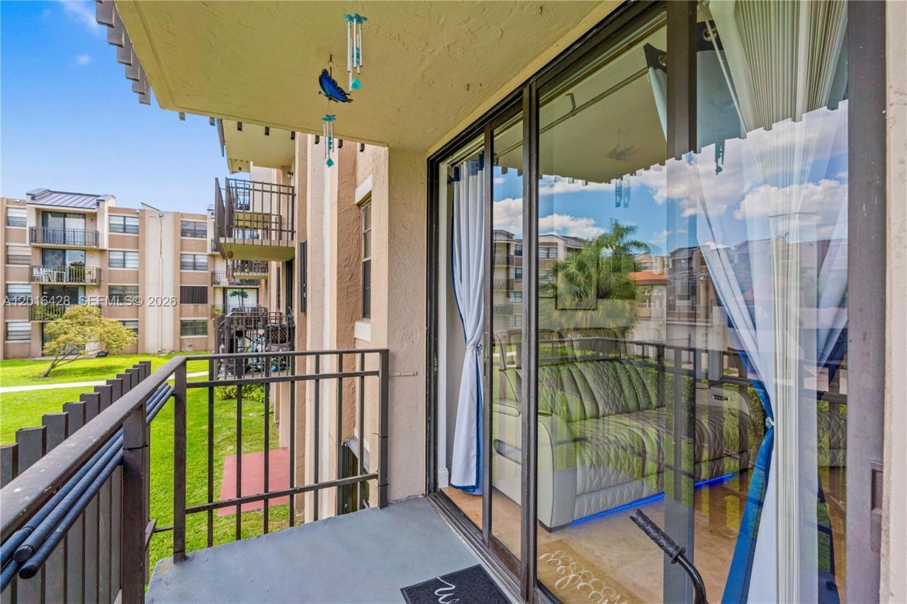 3561 SW 117th Ave , Unit 7-206, Miami, FL 33175 Photo