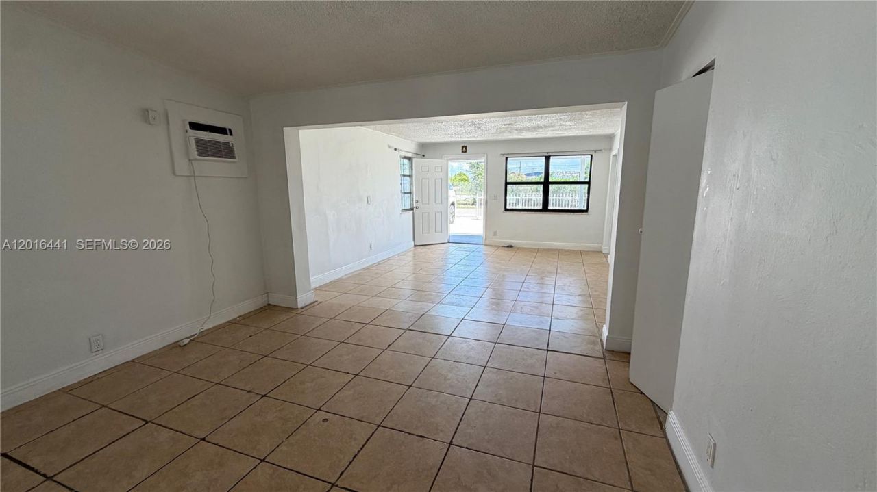 2230 Service Rd , Opa Locka, FL 33054 Photo