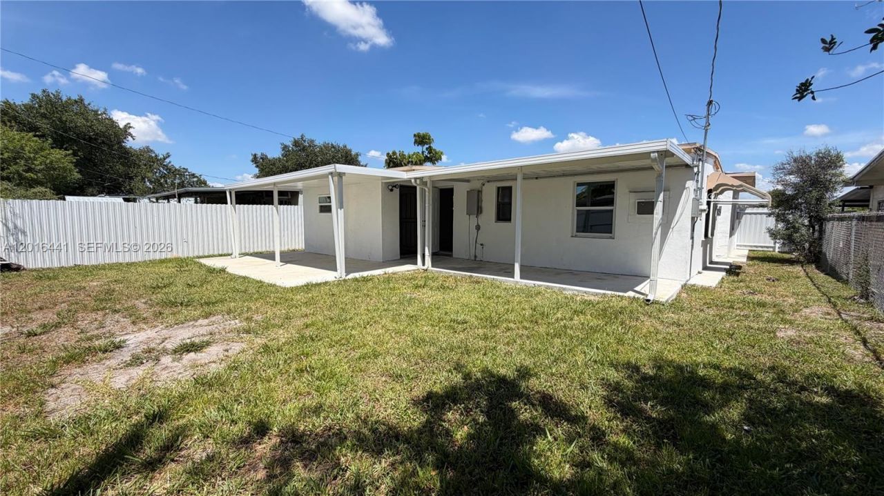 2230 Service Rd , Opa Locka, FL 33054 Photo