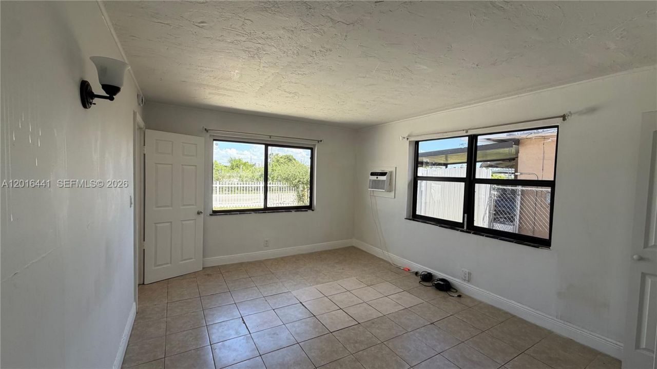 2230 Service Rd , Opa Locka, FL 33054 Photo