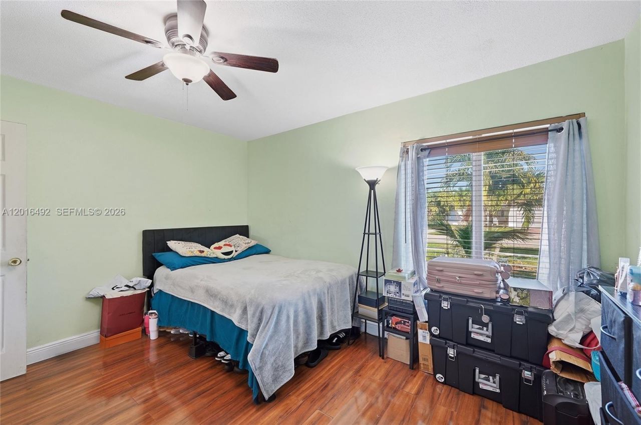 8271 NW 68th Ter, Tamarac, FL 33321 Photo