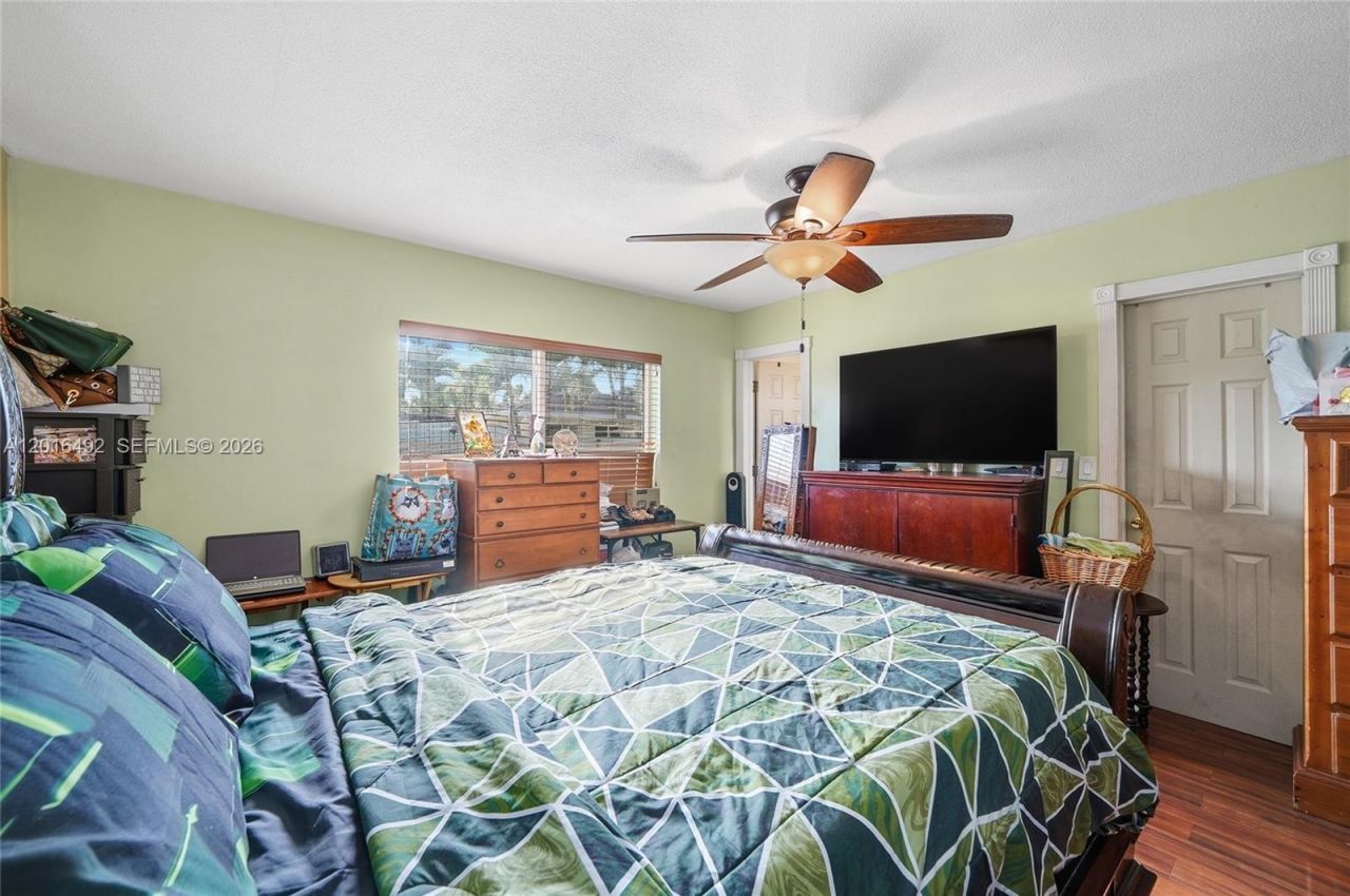 8271 NW 68th Ter, Tamarac, FL 33321 Photo