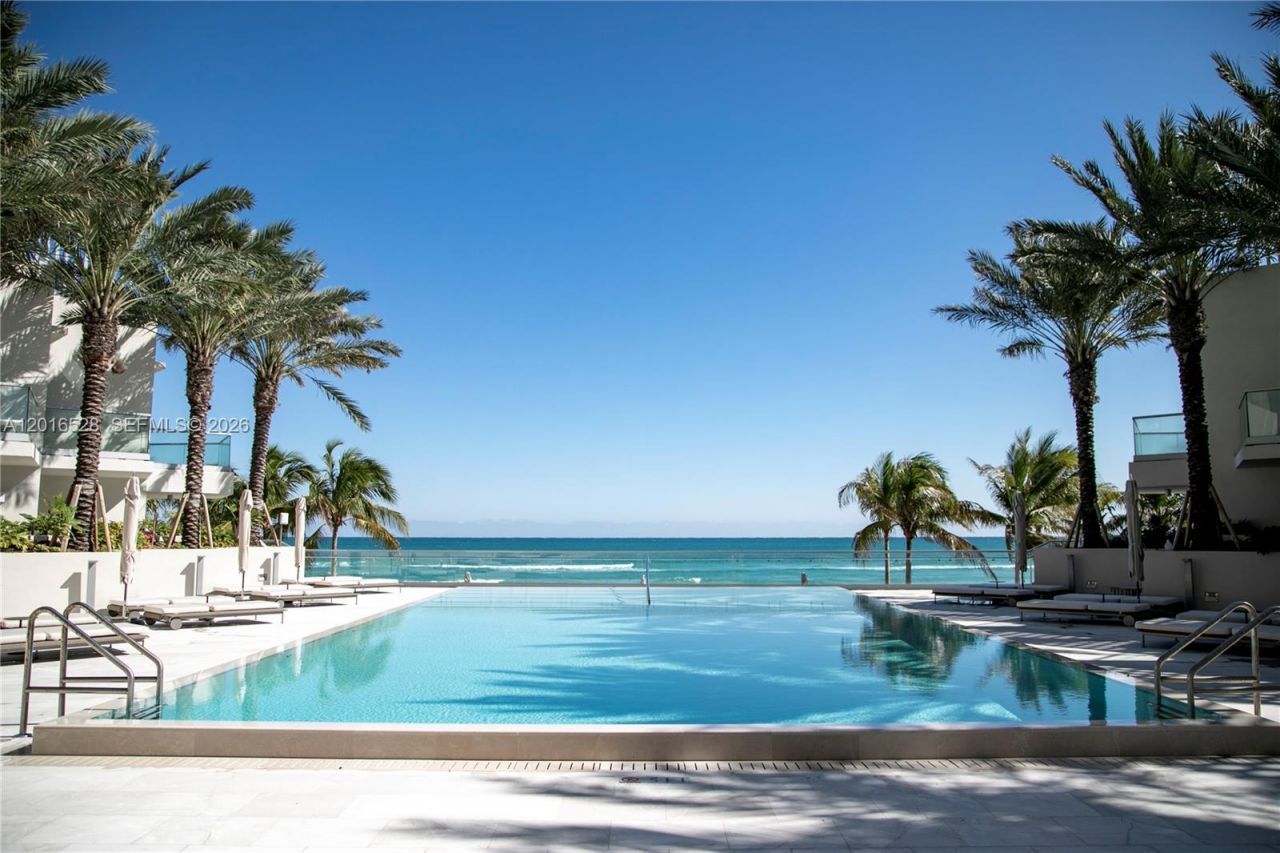 18501 Collins Ave , Unit PH5204, Sunny Isles Beach, FL 33160 Photo