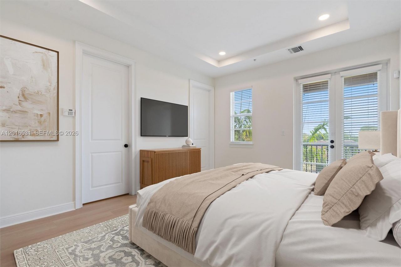 61 Via Floresta Dr, Boca Raton, FL 33487 Photo