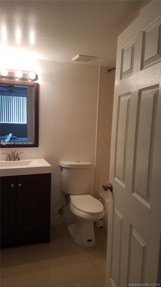 22202 Glenmoor Dr , Unit 22202, West Palm Beach, FL 33409 Photo