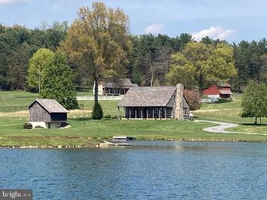 227 LOWRY ROAD, NEW HOLLAND, PA 17557